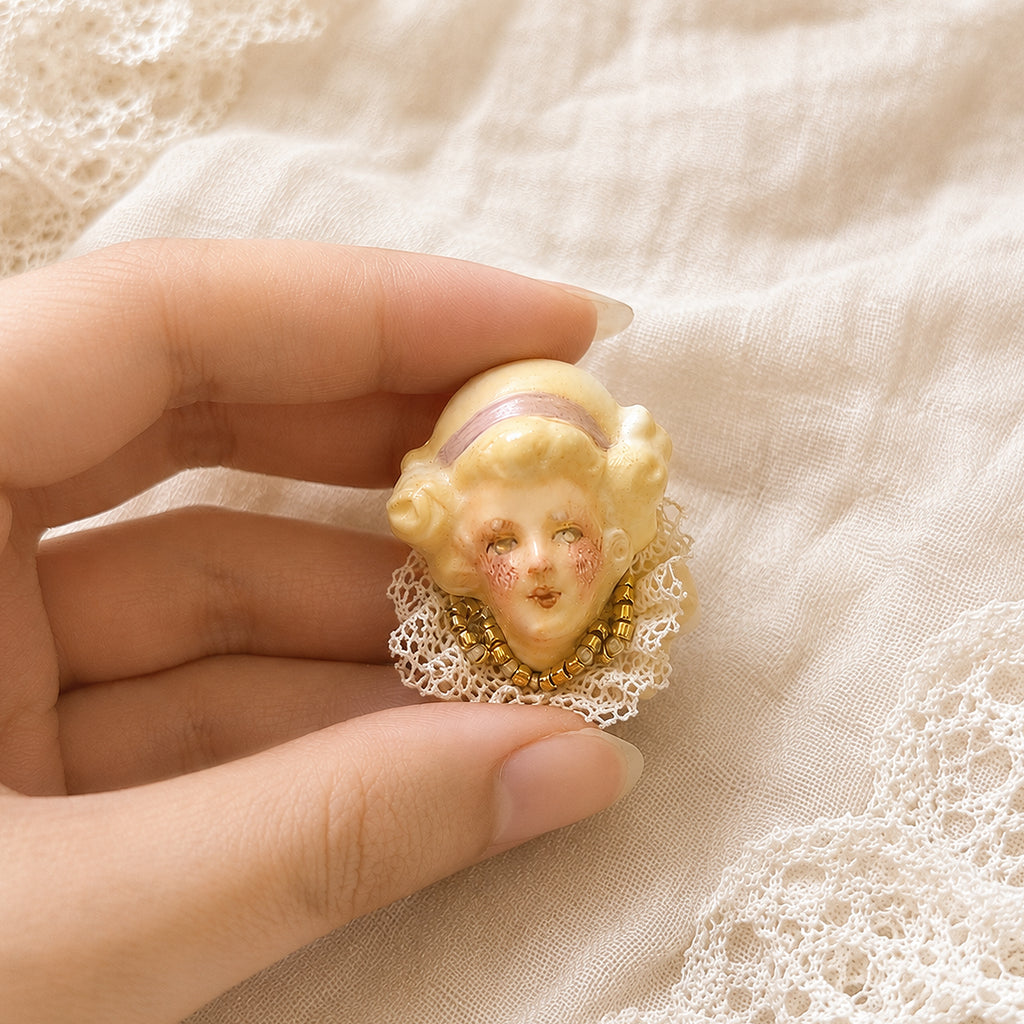 Lambwick Resident Doll Ring