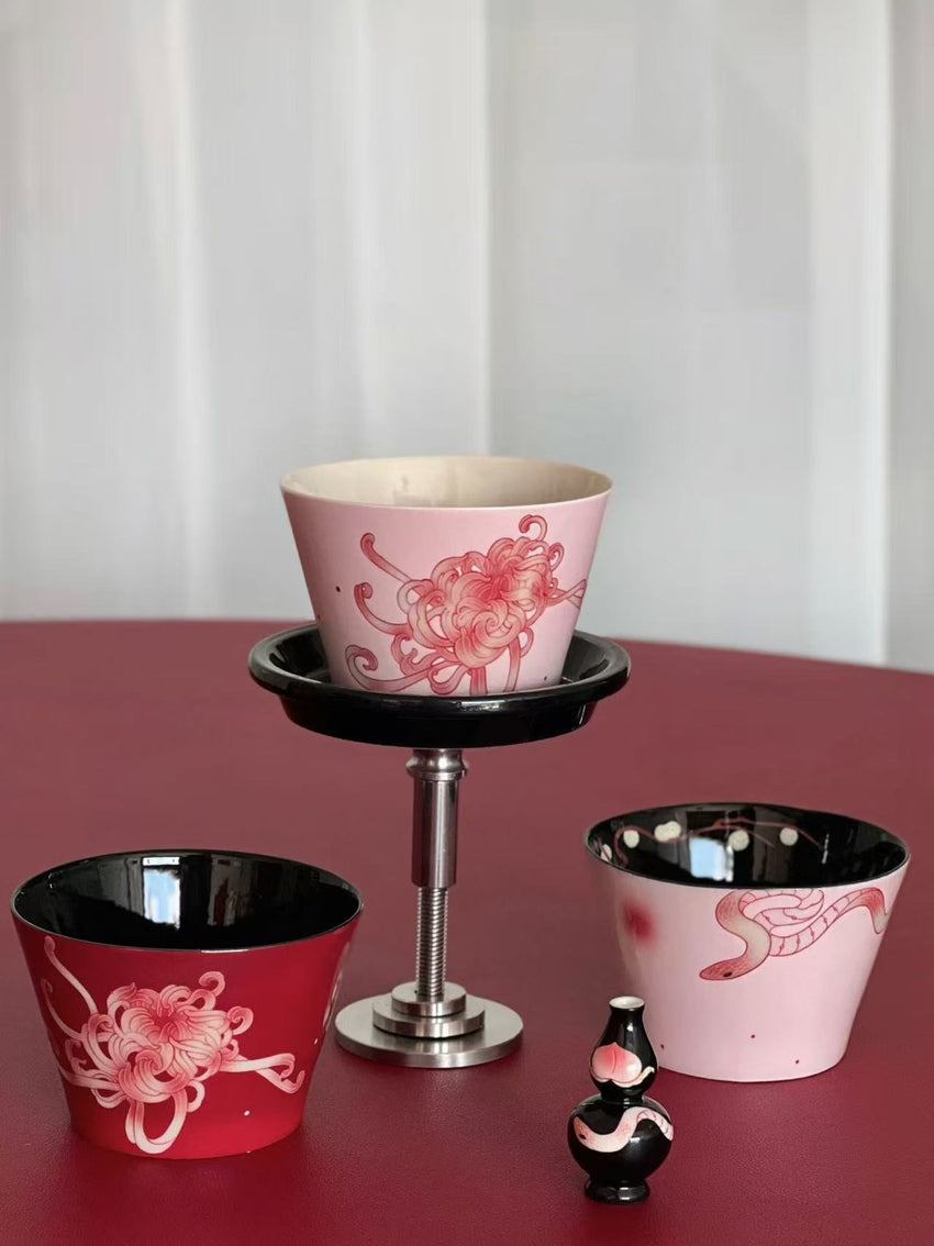 Wide-Rim Cup Group